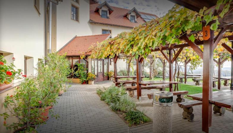 Gostisce Vinski Hram Hotel Ivanjkovci Exterior photo